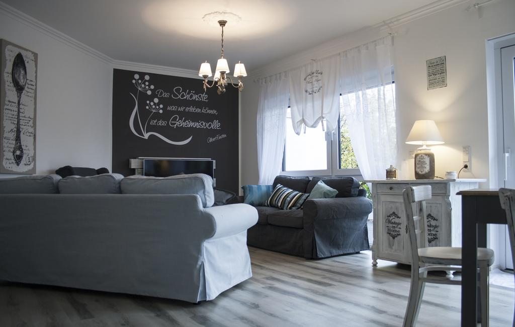 Ferienwohnung Viva La Vida Бендорф Экстерьер фото